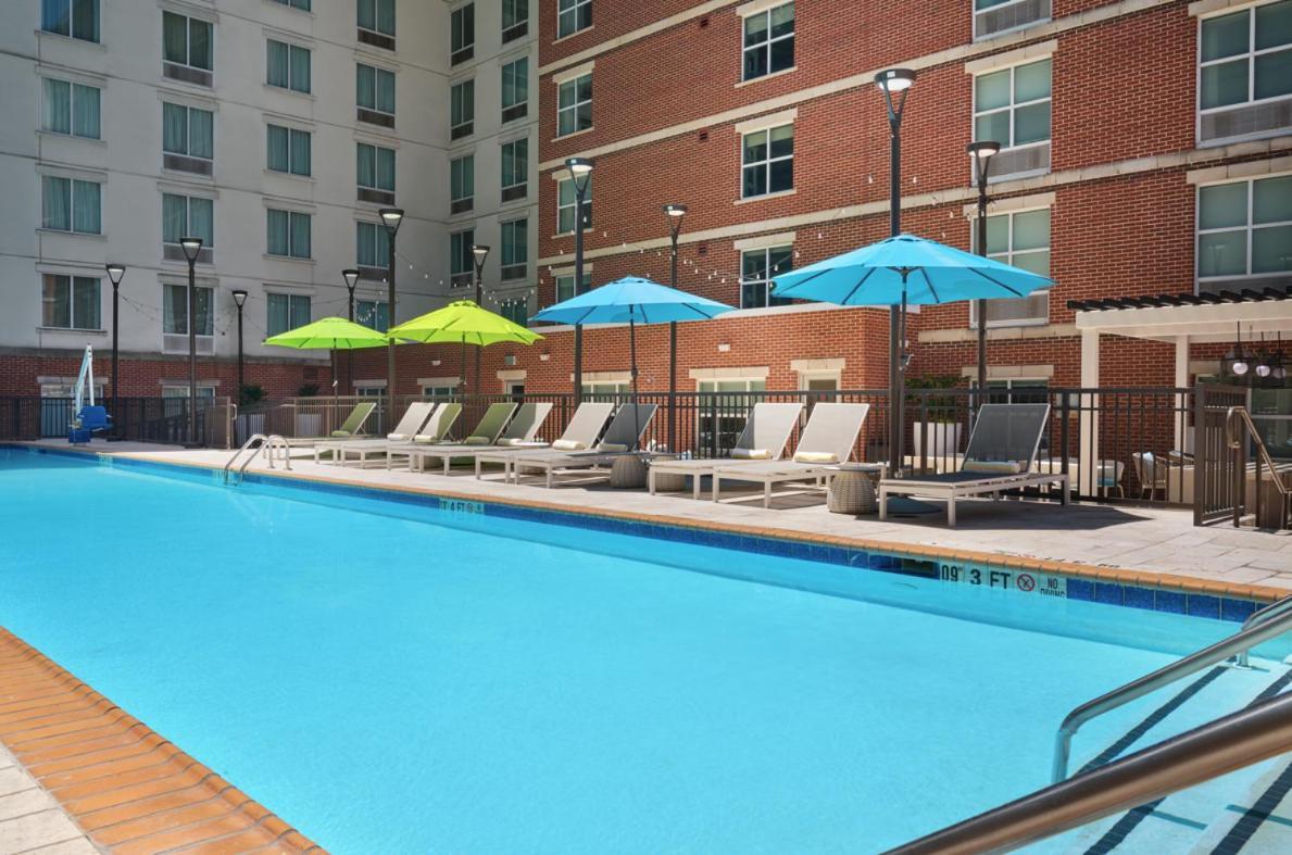 Hilton Garden Inn Atlanta Midtown Bagian luar foto